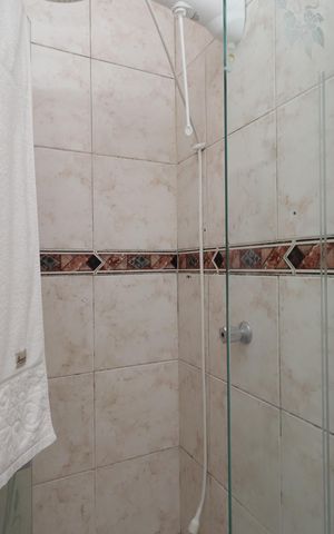 Casa à venda com 135m², 3 quartos e 2 vagasBanheiro Social