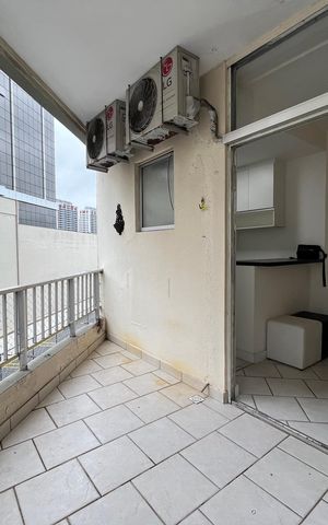 Apartamento à venda com 52m², 1 quarto e 1 vaga Apartamento à venda com 52m², 1 quarto e 1 vagaVaranda