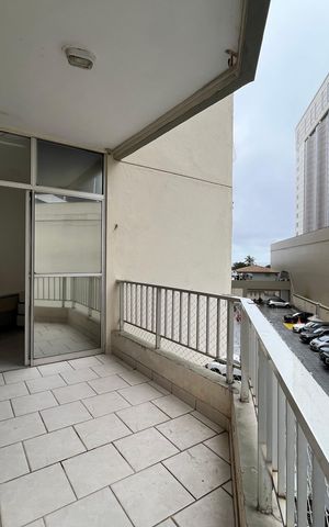 Apartamento à venda com 52m², 1 quarto e 1 vaga Apartamento à venda com 52m², 1 quarto e 1 vagaVaranda