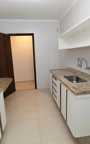 Apartamento para alugar com 79m², 3 quartos e 2 vagasCOZINHA