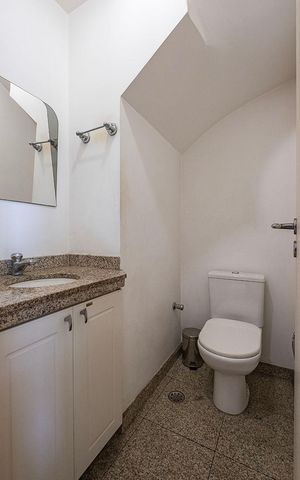 Apartamento à venda com 42m², 1 quarto e 1 vaga Apartamento à venda com 42m², 1 quarto e 1 vagaLavabo