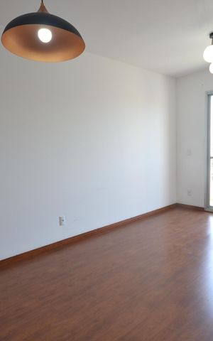 Apartamento para alugar com 69m², 3 quartos e 1 vagaSala