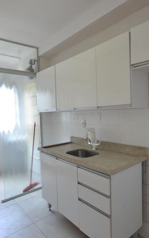 Apartamento à venda com 52m², 2 quartos e 1 vagaCozinha e Área de Serviço