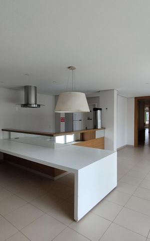 Apartamento à venda com 138m², 3 quartos e 2 vagas Apartamento à venda com 138m², 3 quartos e 2 vagasÁrea comum - Churrasqueira