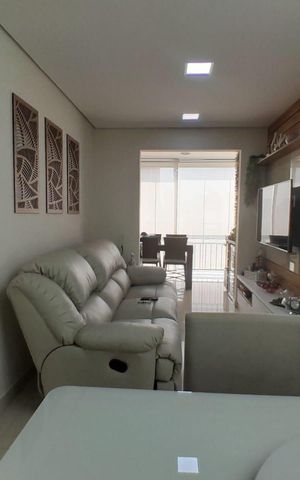 Apartamento à venda com 77m², 3 quartos e 2 vagas