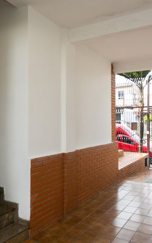 Casa para alugar com 256m², 3 quartos e 7 vagas Casa para alugar com 256m², 3 quartos e 7 vagasGaragem - Entrada
