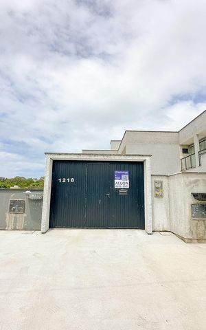 Casa para alugar com 157m², 3 quartos e 2 vagasFachada