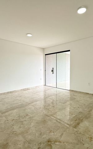 Casa para alugar com 157m², 3 quartos e 2 vagasSala