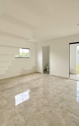 Casa para alugar com 157m², 3 quartos e 2 vagasSala
