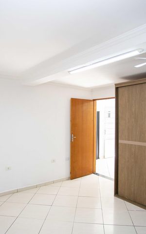 Casa para alugar com 40m², 1 quarto e 1 vagaQuarto
