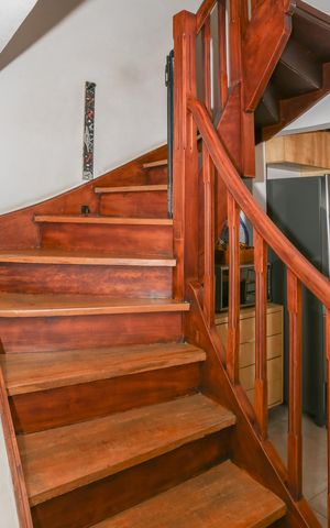 Casa à venda com 260m², 2 quartos e 1 vaga