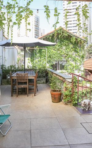 Casa à venda com 260m², 2 quartos e 1 vaga
