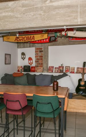 Casa à venda com 260m², 2 quartos e 1 vaga