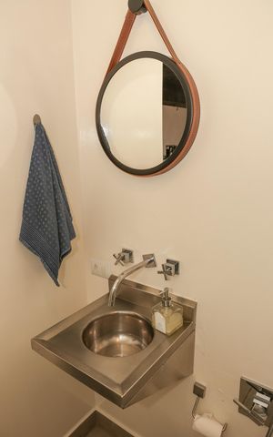 Casa à venda com 260m², 2 quartos e 1 vaga