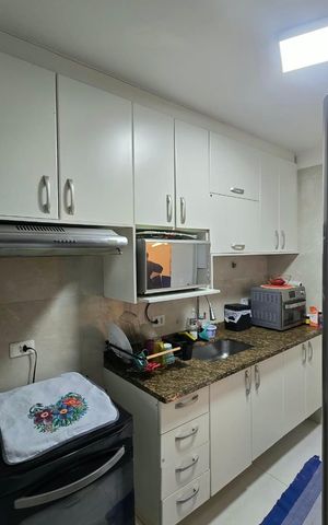 Apartamento para alugar com 73m², 3 quartos e 2 vagas Apartamento para alugar com 73m², 3 quartos e 2 vagasCozinha e Área de Serviço