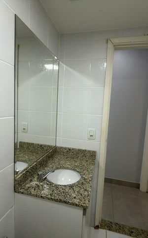 Apartamento à venda com 54m², 2 quartos e 1 vaga Apartamento à venda com 54m², 2 quartos e 1 vagaBanheiro social