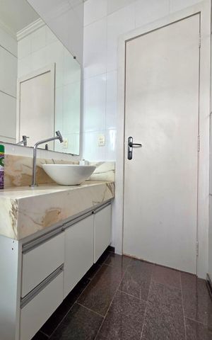 Casa à venda com 140m², 3 quartos e 4 vagas Casa à venda com 140m², 3 quartos e 4 vagasBanheiro Social