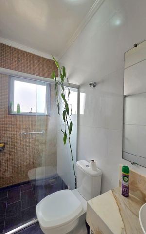 Casa à venda com 140m², 3 quartos e 4 vagas Casa à venda com 140m², 3 quartos e 4 vagasBanheiro Social