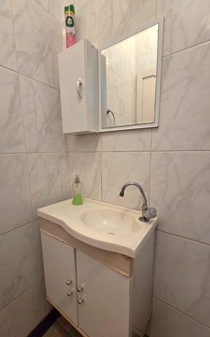 Casa à venda com 140m², 3 quartos e 4 vagas Casa à venda com 140m², 3 quartos e 4 vagasServiço