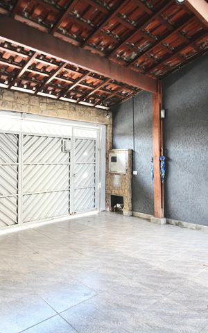 Casa à venda com 142m², 3 quartos e 2 vagas Casa à venda com 142m², 3 quartos e 2 vagasGaragem