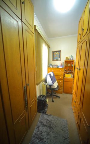 Casa à venda com 200m², 3 quartos e 2 vagasQuarto 2