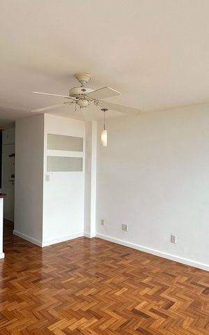 Apartamento para alugar com 70m², 2 quartos e 1 vaga