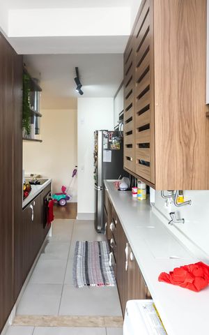 Apartamento à venda com 84m², 2 quartos e 2 vagasCozinha