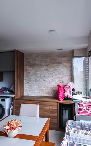 Apartamento à venda com 84m², 2 quartos e 2 vagasVaranda