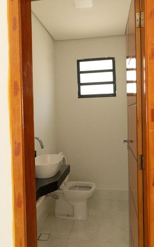 Casa para alugar com 130m², 3 quartos e 2 vagas