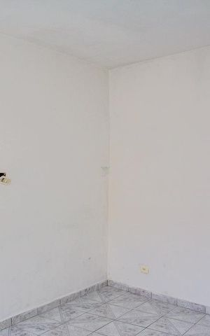 Casa para alugar com 42m², 1 quarto e 1 vaga