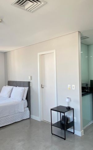 Studio para alugar com 33m², 1 quarto e 1 vaga Studio para alugar com 33m², 1 quarto e 1 vagaSala - Quarto