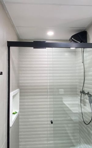 Studio para alugar com 33m², 1 quarto e 1 vaga Studio para alugar com 33m², 1 quarto e 1 vagaBanheiro