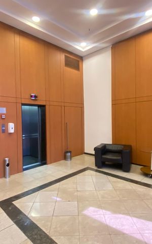 Studio para alugar com 33m², 1 quarto e 1 vaga Studio para alugar com 33m², 1 quarto e 1 vagaHall de entrada