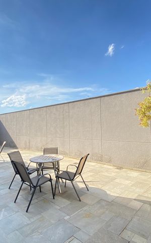 Studio para alugar com 33m², 1 quarto e 1 vaga Studio para alugar com 33m², 1 quarto e 1 vagaÁrea comum - Piscina - VIsta