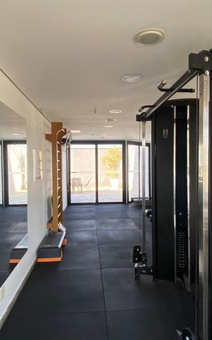 Studio para alugar com 33m², 1 quarto e 1 vaga Studio para alugar com 33m², 1 quarto e 1 vagaÁrea comum - Academia