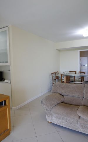 Apartamento para alugar com 90m², 3 quartos e 1 vaga Apartamento para alugar com 90m², 3 quartos e 1 vagaSala