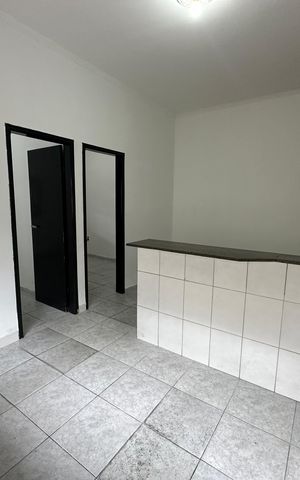Casa para alugar com 47m², 2 quartos e sem vaga Casa para alugar com 47m², 2 quartos e sem vagaCozinha