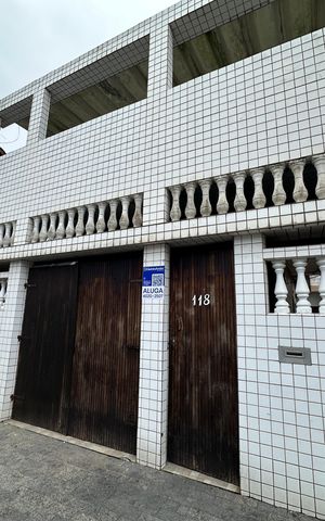Casa para alugar com 47m², 2 quartos e sem vaga Casa para alugar com 47m², 2 quartos e sem vagaFachada