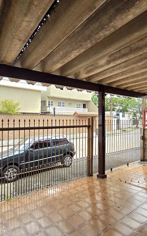 Casa para alugar com 130m², 3 quartos e 2 vagas Casa para alugar com 130m², 3 quartos e 2 vagasGaragem