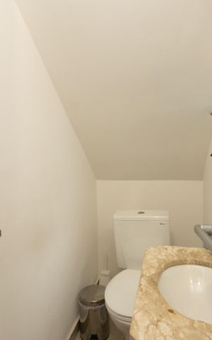 Casa de condomínio à venda com 100m², 2 quartos e 2 vagas