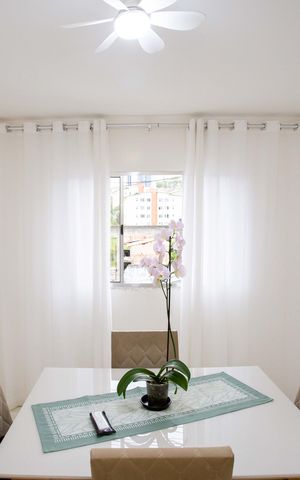Casa à venda com 300m², 2 quartos e 6 vagasSala