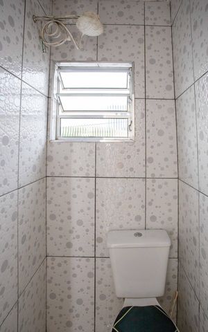 Casa à venda com 300m², 2 quartos e 6 vagasBanheiro da Suíte