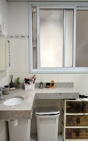 Apartamento à venda com 82m², 2 quartos e sem vagaBanheiro
