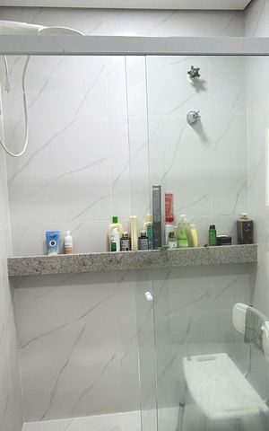 Apartamento à venda com 82m², 2 quartos e sem vagaBanheiro