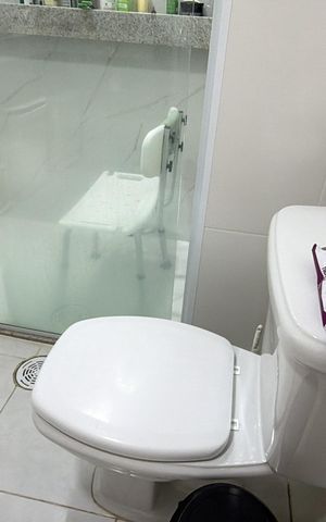 Apartamento à venda com 82m², 2 quartos e sem vagaBanheiro