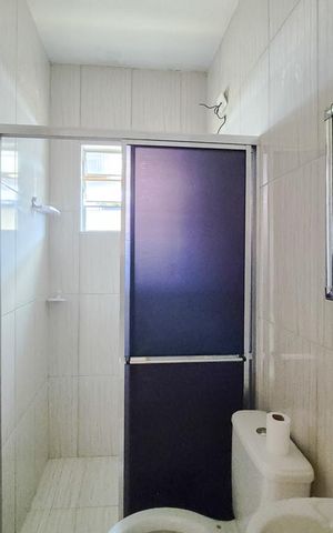 Casa à venda com 220m², 4 quartos e 2 vagas Casa à venda com 220m², 4 quartos e 2 vagasBanheiro Social - casa 3