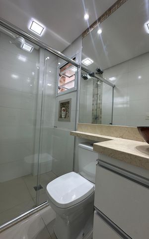 Apartamento para alugar com 105m², 2 quartos e 2 vagas Apartamento para alugar com 105m², 2 quartos e 2 vagasBanheiro da Suíte 2