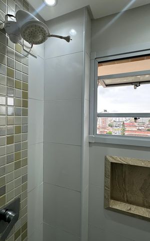 Apartamento para alugar com 105m², 2 quartos e 2 vagas Apartamento para alugar com 105m², 2 quartos e 2 vagasBanheiro da Suíte 1