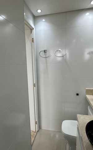 Apartamento para alugar com 105m², 2 quartos e 2 vagas Apartamento para alugar com 105m², 2 quartos e 2 vagasBanheiro da Suíte 1