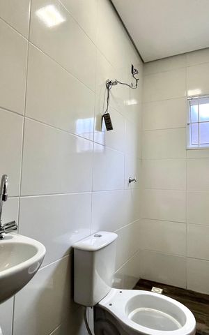 Casa para alugar com 70m², 2 quartos e 1 vaga Casa para alugar com 70m², 2 quartos e 1 vagaBanheiro
